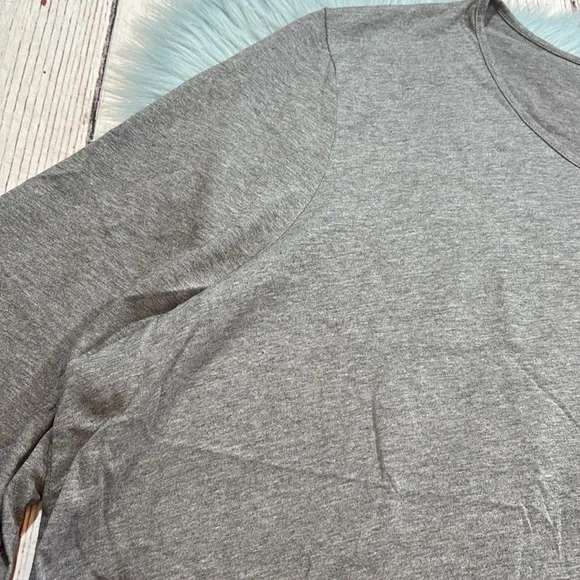 CATHERINES Sequin Penguin Graphic Grey Quarter Sleeve Top sz 4X - Picture 5 of 10